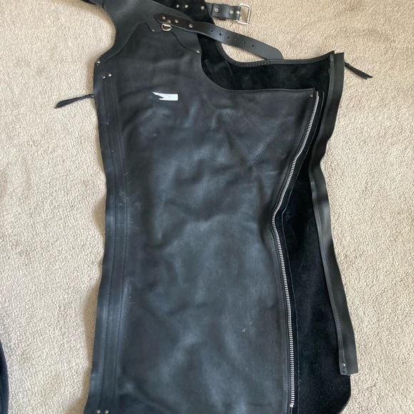 Gorgeous chiffon and intricate bead work. Halter, knee length - Picture 10 of 12